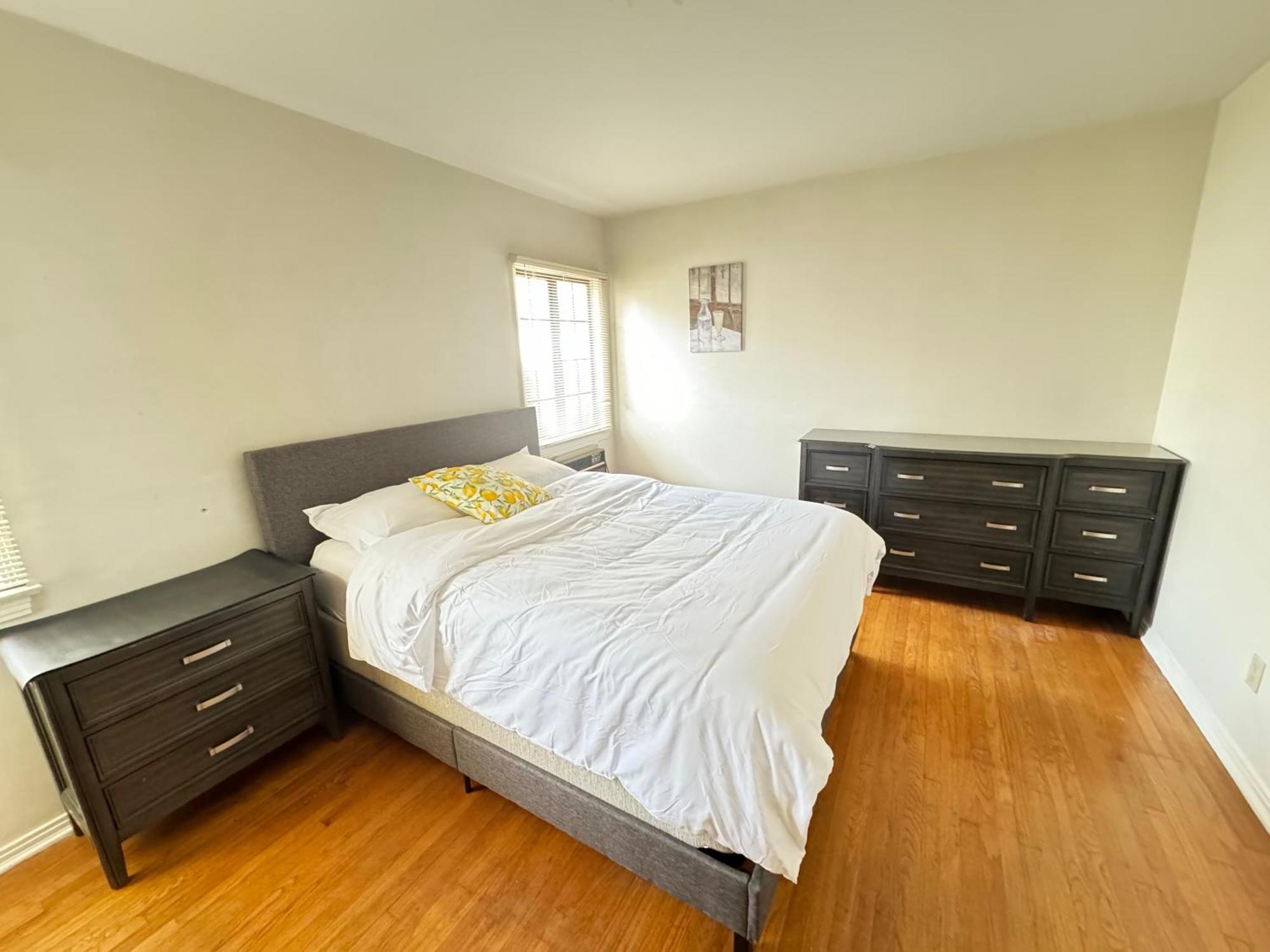 Cozy Home In Prime Location Monterey Park Exterior foto